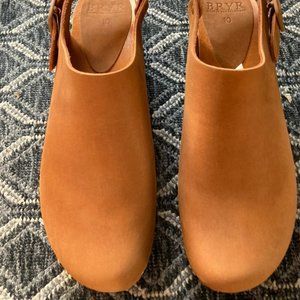 Bryr Clogs - Cedar Daphne - Block Heel, Size 10 (40), NWT - Never Worn